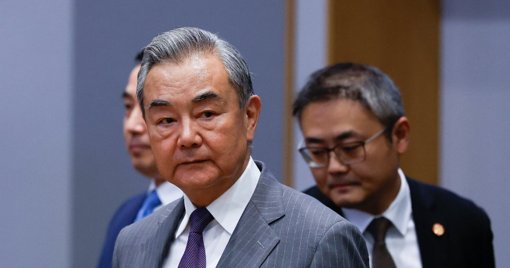 Aumentan las Tensiones en el Pacífico por Movimientos Militares de Japón cerca de Taiwán