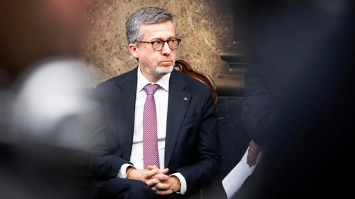 Tragédia do Elevador da Glória Domina Campanha em Lisboa