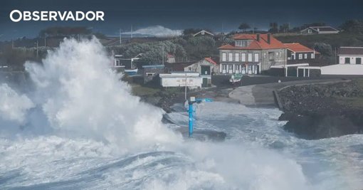 Avisos de Agitação Marítima Forte Emitidos para os Açores, Madeira e Costa Continental