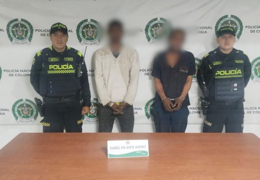 Ladrones caen del techo en un fallido intento de hurto en Bogotá