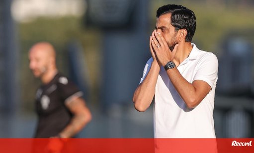 Mau arranque de época do FC Porto B gera preocupação e críticas à arbitragem