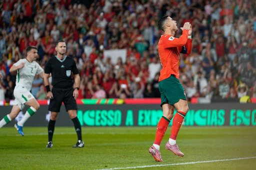 "Fui inteligente ao adaptar-me": Ronaldo explica a sua longevidade no futebol