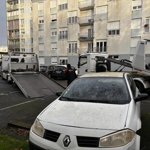 Gestion urbaine : Opération d'enlèvement de voitures-ventouses à Kerourien