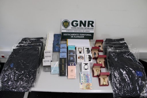 GNR Detém Homem em Alenquer por Burlar Idosos com Produtos Contrafeitos