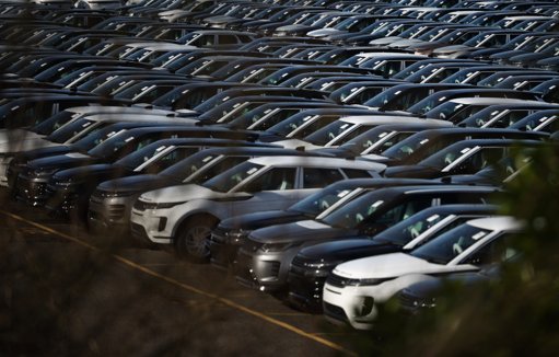 Ciberataque Paralisa Produção da Jaguar Land Rover e Expõe Vulnerabilidades da Indústria Automóvel