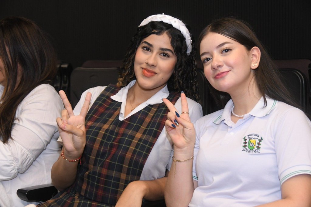 Medellín lanza la estrategia "Experiencia Reto 2025" para fortalecer las vocaciones científicas en las aulas