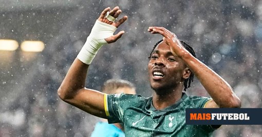 Chelsea e Manchester United deixam de fora das listas da Champions jogadores de renome