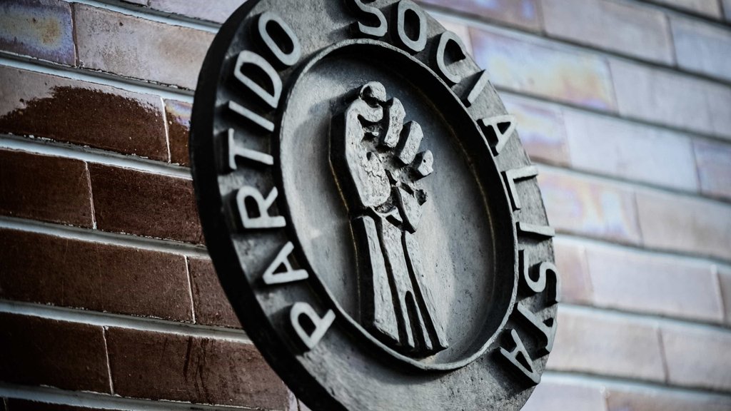 PS enfrenta desafio de manter hegemonia autárquica com 47 presidentes de câmara de saída