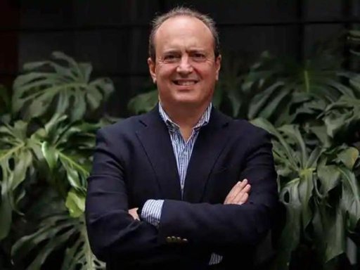 Silencio de Iván Cepeda ante escándalo "Calarcá" expone vulnerabilidades de su candidatura