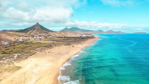 Adolescentes de 13 e 15 anos encontradas em coma alcoólico em praia do Porto Santo