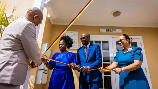 Colombia y la Diplomacia en el Caribe: Reapertura en Barbados y Cooperación con Haití