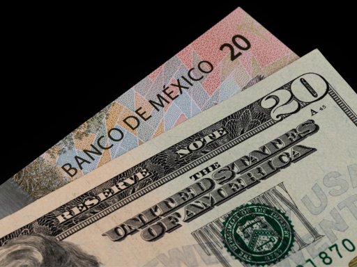Peso Mexicano Cierra la Semana con Fuerte Depreciación Frente al Dólar