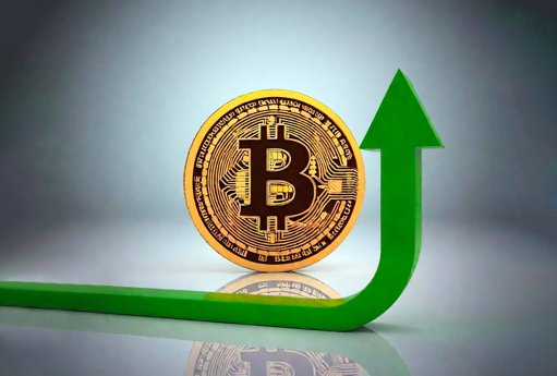 Bitcoin Alcanza Máximo Histórico Superando los 125,000 Dólares