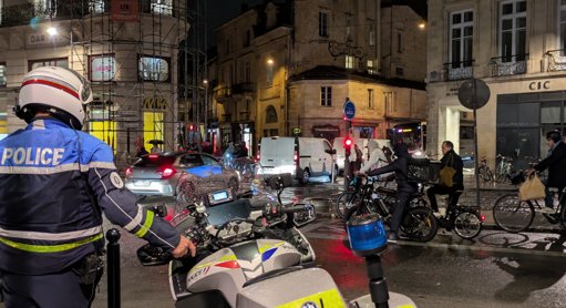 Sécurité des cyclistes à Bordeaux : une opération de police cible les infractions