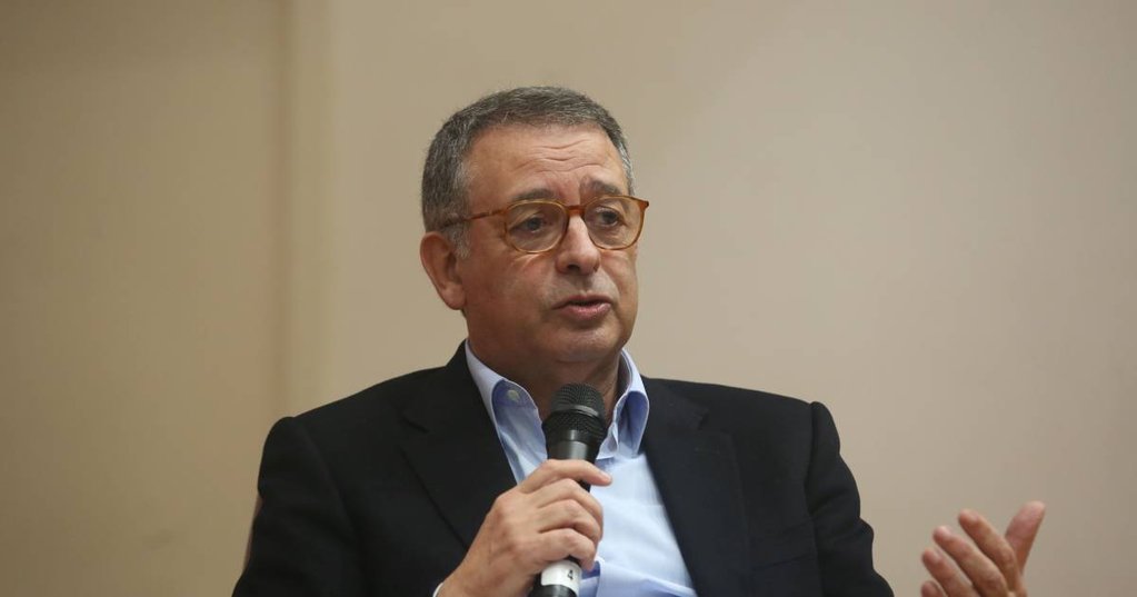 António José Seguro Defende Reforço do Financiamento da Proteção Civil