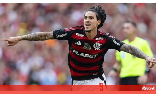 Lesão muscular afasta Pedro da final da Taça Libertadores