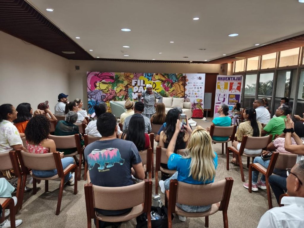 El Festival de Cuenteros AKUENTAJUI se lanza bajo el lema “La paz tiene la palabra”