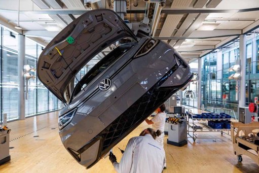Volkswagen registra su primera pérdida trimestral desde la pandemia