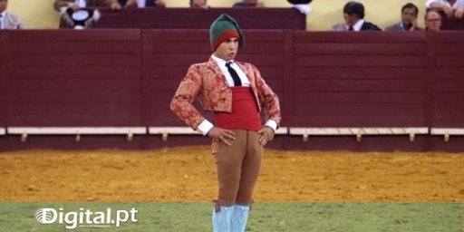 Morte trágica de forcado de 22 anos reacende debate sobre a tauromaquia em Portugal