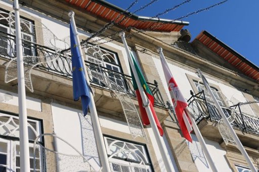 Debate sobre o Papel dos Municípios na Crise da Habitação