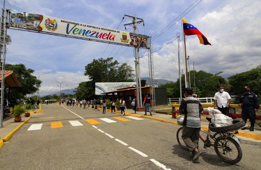 Éxodo venezolano continúa mientras EE.

UU. elimina el Estatus de Protección Temporal (TPS)