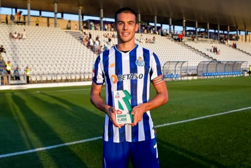 União de Leiria vence FC Porto B no Olival em jogo com início atribulado