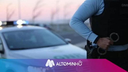 GNR Detém Homem de 52 Anos em Flagrante por Incêndio Florestal em Valença