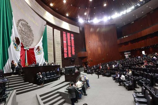 Morena impulsa condonación fiscal de 180 mil millones de pesos a aseguradoras