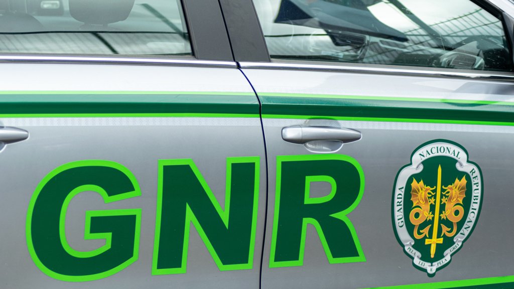 Autoridades detêm múltiplos suspeitos de fogo posto em todo o país