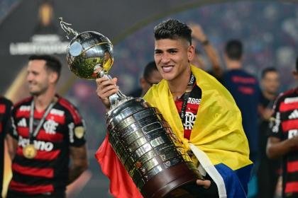 Jorge Carrascal se consagra campeón de la Copa Libertadores con Flamengo