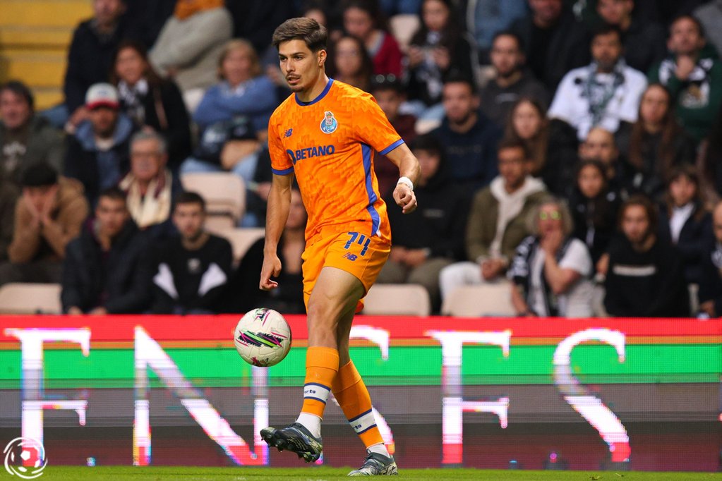 Incerteza sobre a gravidade da lesão de Francisco Moura no FC Porto