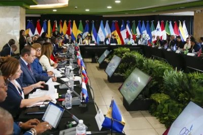 CELAC convoca reunión de urgencia para preservar a América Latina como "zona de paz"