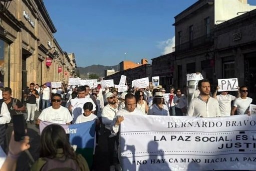 Asesinato de líder citricultor Bernardo Bravo desata marchas por la paz en Michoacán