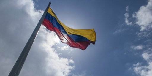 Escalada de Tensão entre EUA e Venezuela com Bloqueio Naval e Ameaças Militares