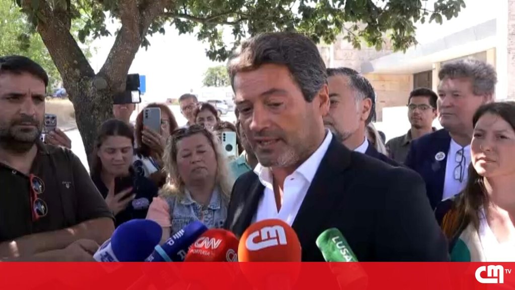 Crise dos Incêndios Coloca Governo de Montenegro Sob Intensa Pressão Política