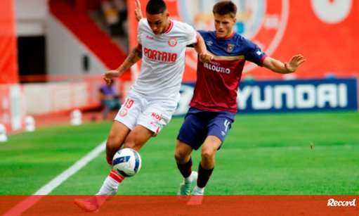 Dupla espanhola decide vitória da União de Leiria sobre o Torreense