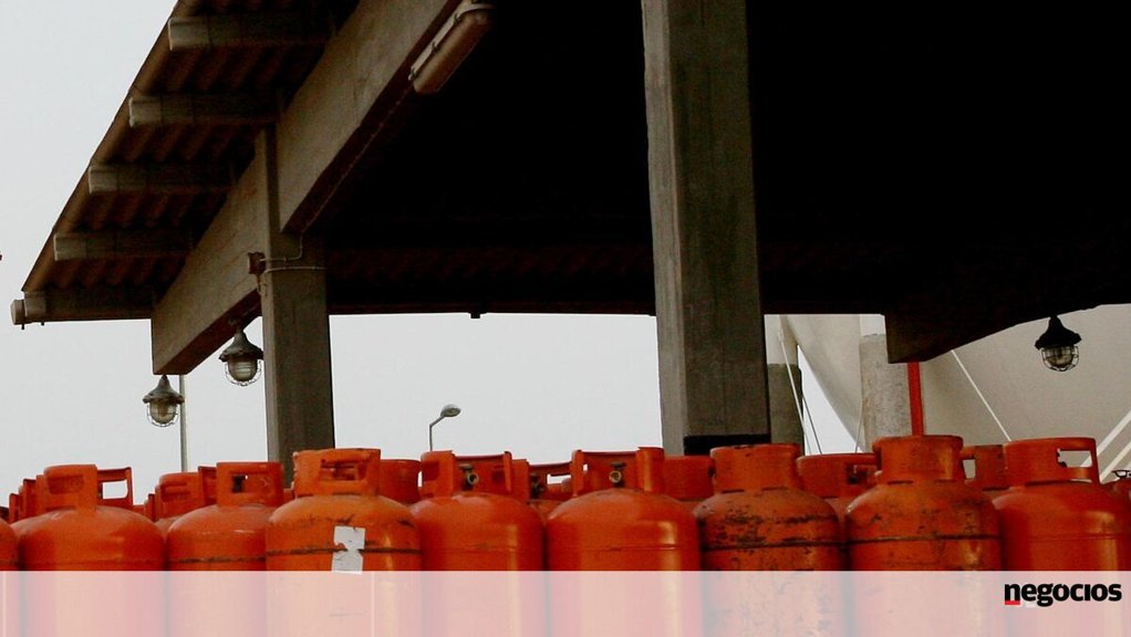 Evolução da taxa de carbono nos combustíveis gera debate sobre carga fiscal