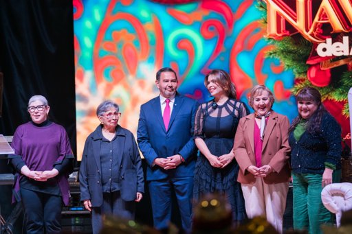 DIF Juárez celebra magna posada navideña para más de 4,000 personas mayores