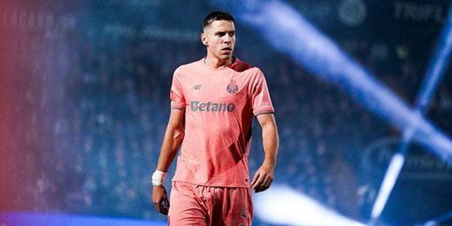 FC Porto com Baixas na Defesa e Ataque: Bednarek e Borja Sainz Dispensados das Seleções