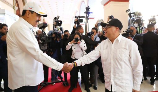 Gobierno Petro abre la puerta a un eventual asilo para Nicolás Maduro en Colombia