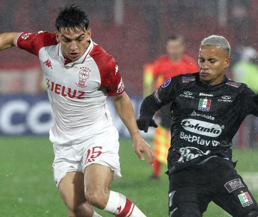 Once Caldas avanza a cuartos de final con una victoria histórica en Argentina