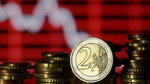 Euro Desvaloriza Face ao Dólar e Regressa ao Nível de 1,15