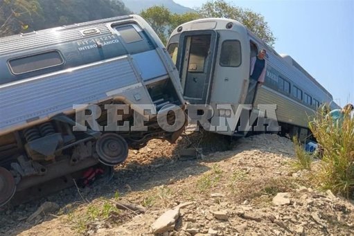 Mueren 13 personas en descarrilamiento del Tren Interoceánico en Oaxaca; FGR investiga