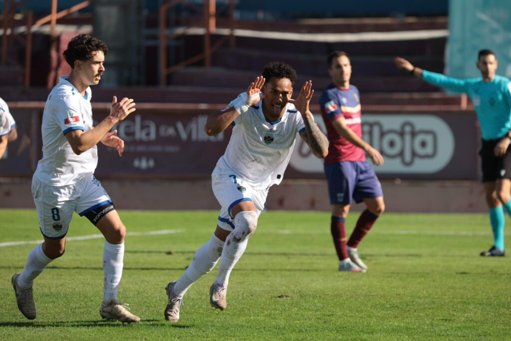 Chaves Vence Torreense em Jogo Marcado por Duas Expulsões