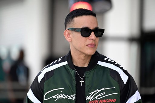 Daddy Yankee demanda a su exesposa y a Raphy Pina por fraude de regalías