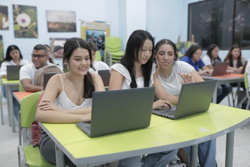 Atlántico amplía el acceso a la educación superior con programas en nueve municipios