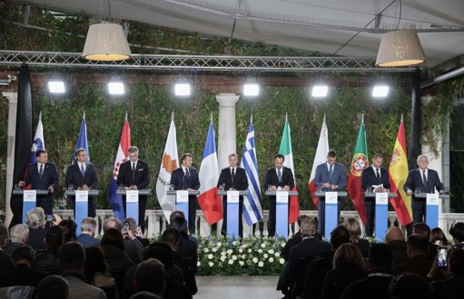 Les Européens et Zelensky fixent la ligne de front comme "base" des négociations