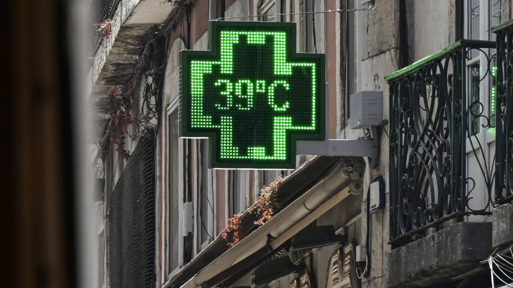 IPMA emite avisos vermelho e laranja perante onda de calor que pode atingir 43°C