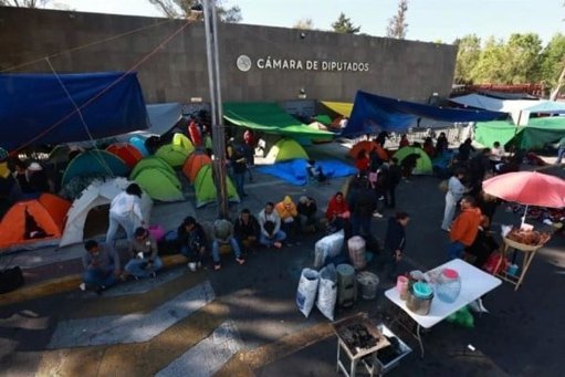 CNTE intensifica protestas y amenaza con boicotear el Mundial 2026