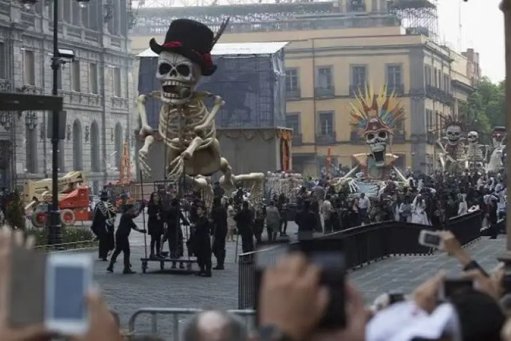 El origen cinematográfico del Desfile de Día de Muertos en la CDMX